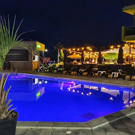 Purple Onyx - Pool & Apartman *