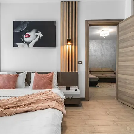 Purple Onyx - Pool & Năvodari