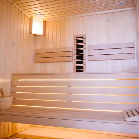 Purple Onyx - Pool & Daire *