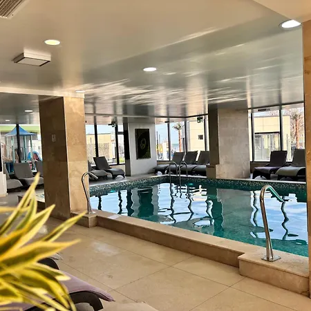 Purple Onyx - Pool & Navodari