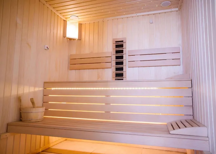 Purple Onyx - Pool & Διαμέρισμα *