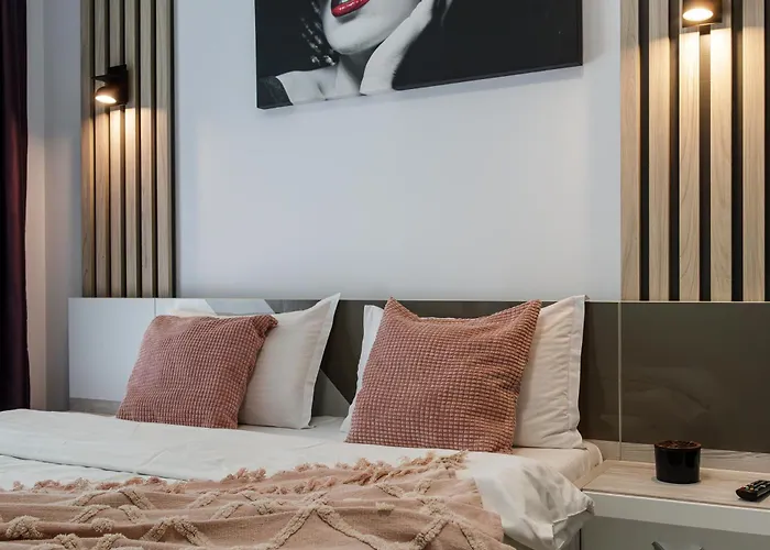 Purple Onyx - Pool & * Năvodari