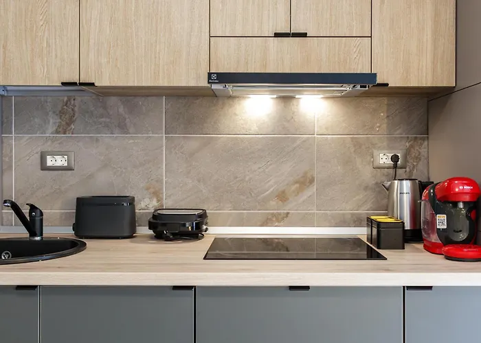 Purple Onyx - Pool & Διαμέρισμα *