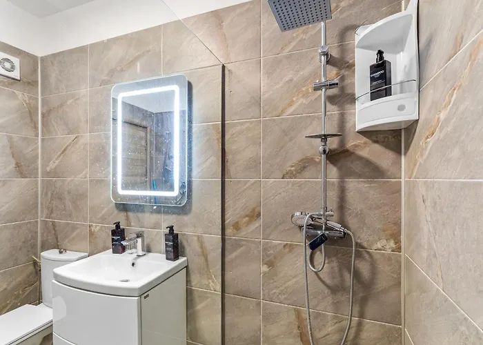 Διαμέρισμα Purple Onyx - Pool & *