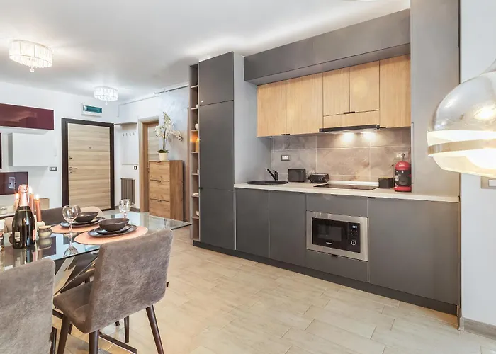 Διαμέρισμα Purple Onyx - Pool &